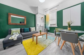 Central Kirkintilloch 2 Bed App